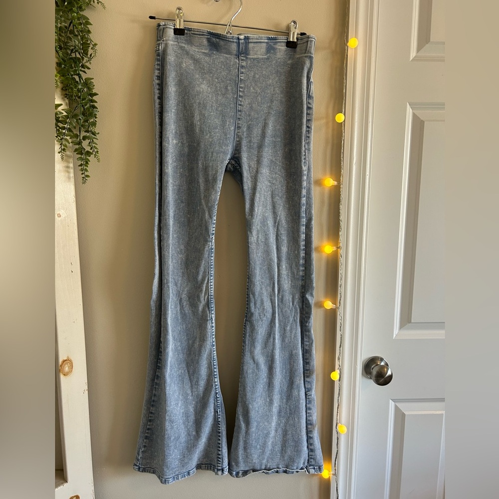 Flared Blue denim light wash pants size medium